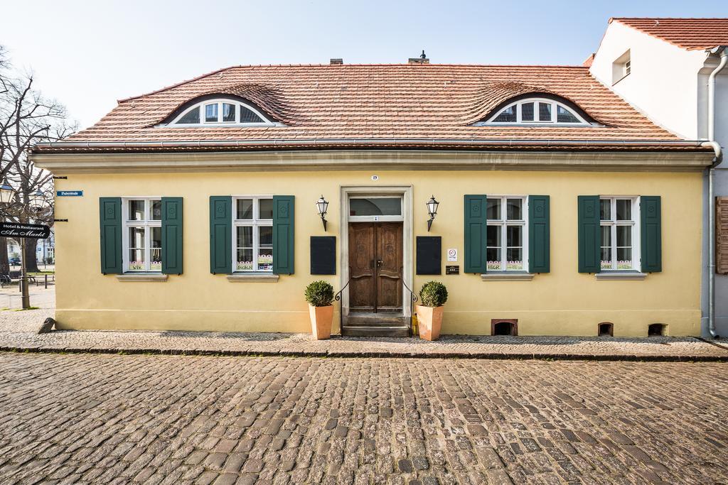 Hotel Am Markt Werder  Exterior photo